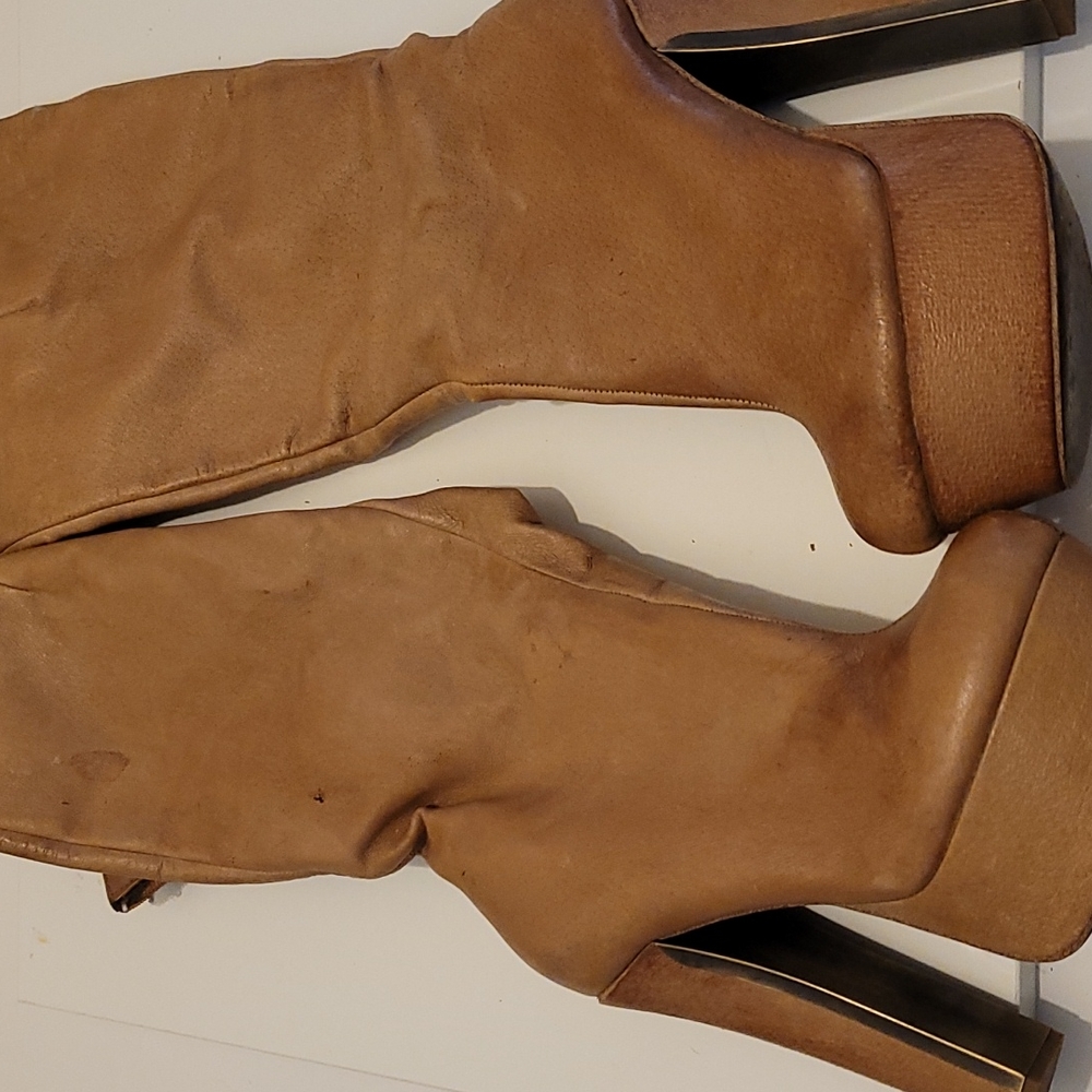 Women GoGo Boots Size 7